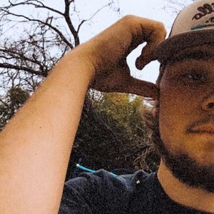 Meet your Posher, Ethan